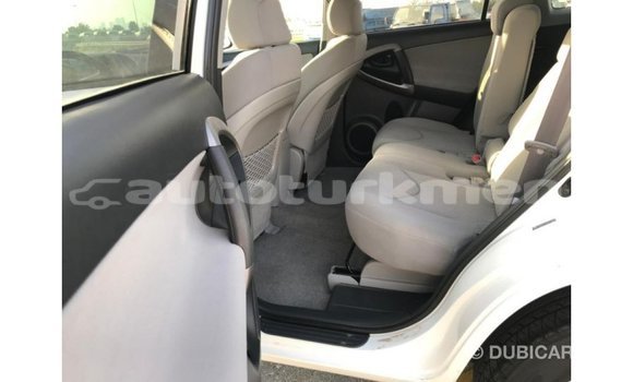 Buy Import Toyota 4Runner White Car in Import - Dubai in Ahal Buy Import Toyota 4Runner White Car in Import - Dubai in Ahal