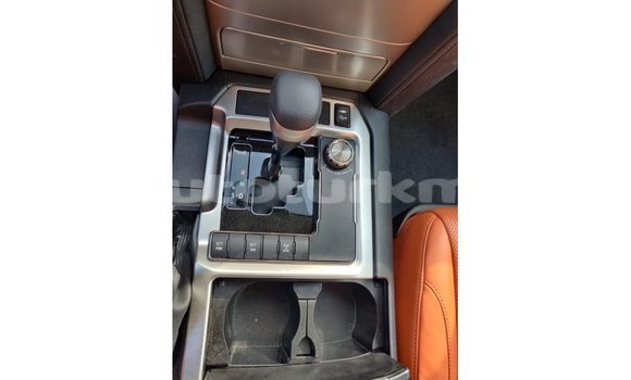 Buy Import Toyota Land Cruiser White Car in Import - Dubai in Ahal Buy Import Toyota Land Cruiser White Car in Import - Dubai in Ahal