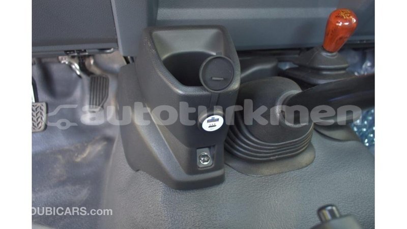 Big with watermark toyota land cruiser ahal import dubai 1709