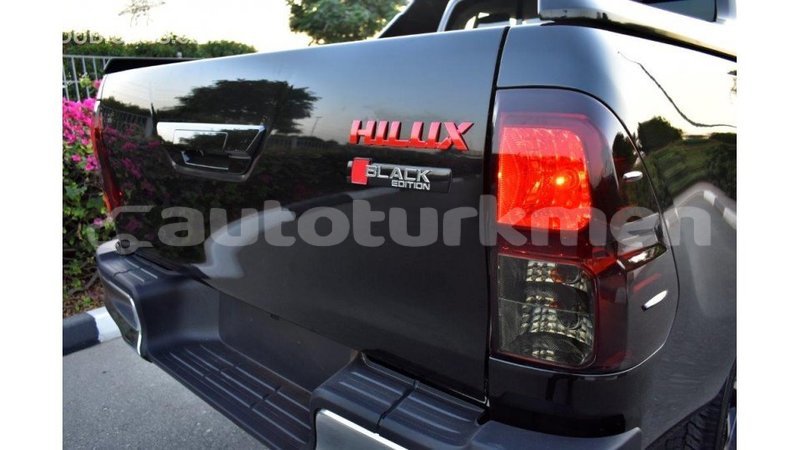 Big with watermark toyota hilux ahal import dubai 1712