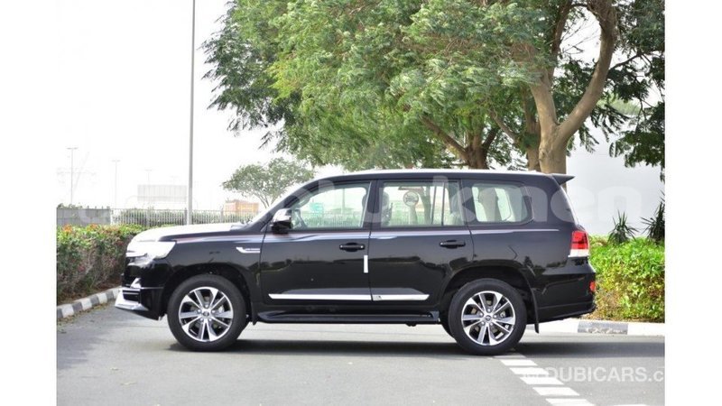 Big with watermark toyota land cruiser ahal import dubai 1714