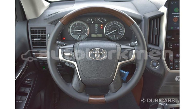 Big with watermark toyota land cruiser ahal import dubai 1714