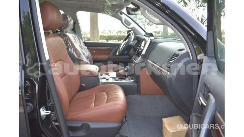 Big with watermark toyota land cruiser ahal import dubai 1714