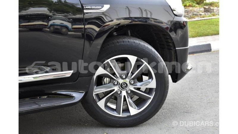 Big with watermark toyota land cruiser ahal import dubai 1714
