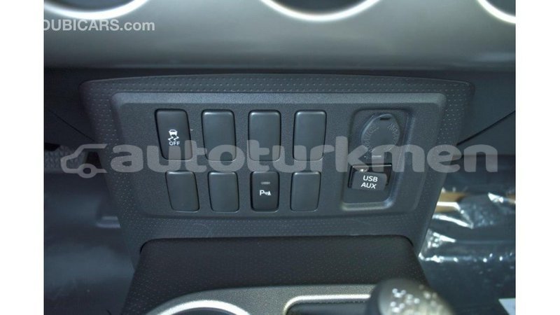 Big with watermark toyota fj cruiser ahal import dubai 1716
