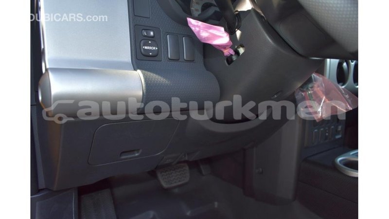 Big with watermark toyota fj cruiser ahal import dubai 1716