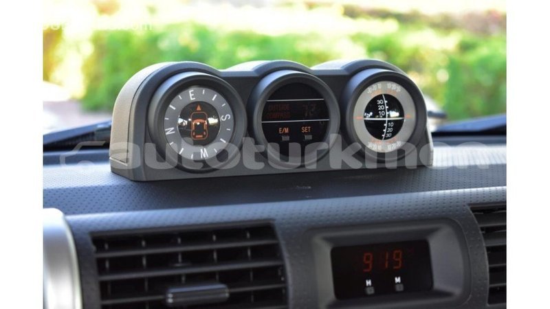 Big with watermark toyota fj cruiser ahal import dubai 1716