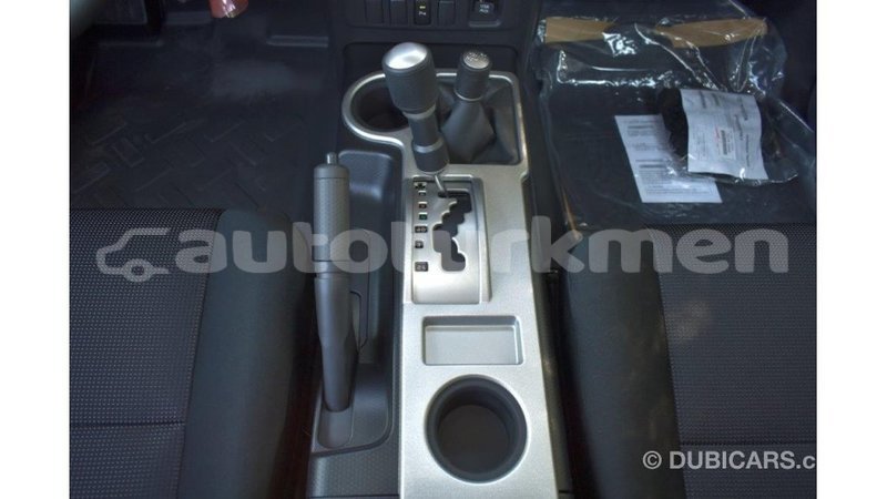 Big with watermark toyota fj cruiser ahal import dubai 1716