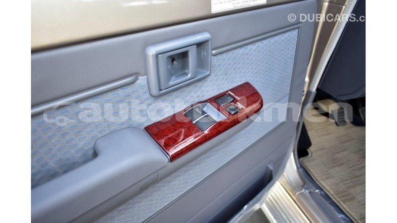 Big with watermark toyota land cruiser ahal import dubai 1718