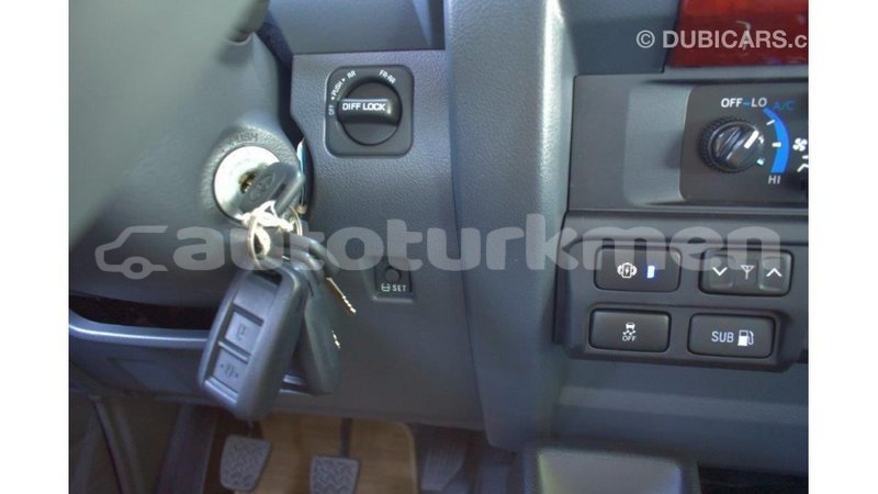 Big with watermark toyota land cruiser ahal import dubai 1718