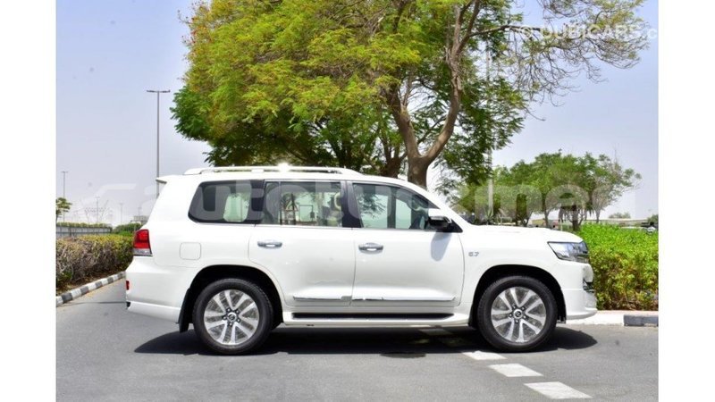 Big with watermark toyota land cruiser ahal import dubai 1721