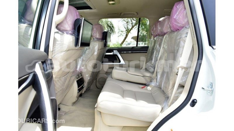 Big with watermark toyota land cruiser ahal import dubai 1721