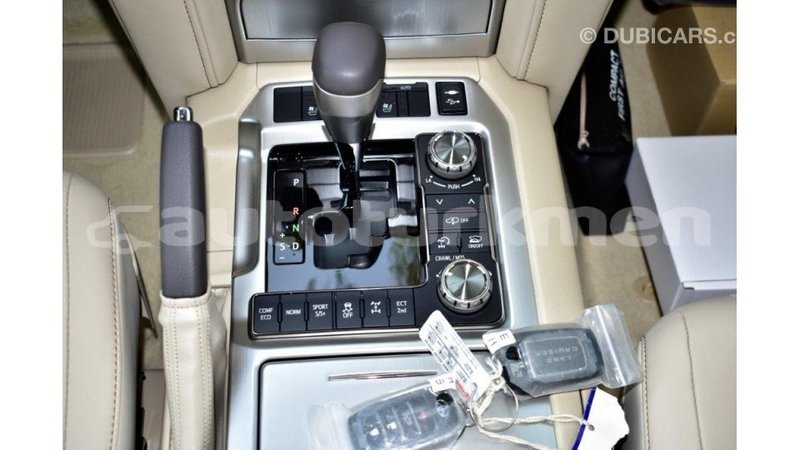 Big with watermark toyota land cruiser ahal import dubai 1721