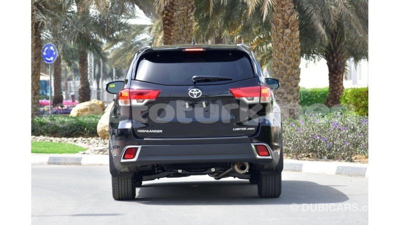 Big with watermark toyota highlander ahal import dubai 1724