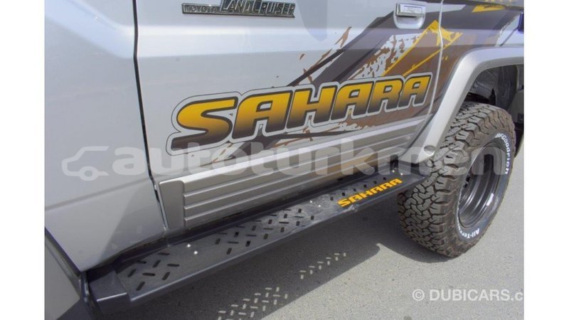 Big with watermark toyota land cruiser ahal import dubai 1728