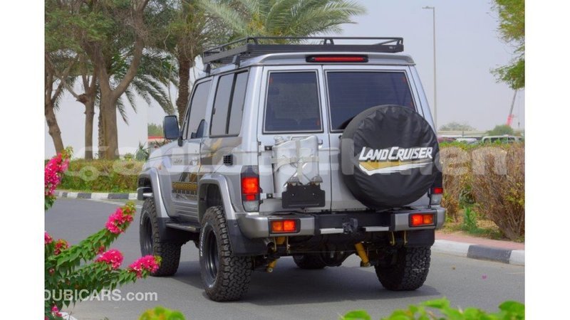 Big with watermark toyota land cruiser ahal import dubai 1728