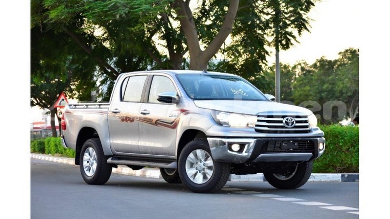 Big with watermark toyota hilux ahal import dubai 1729
