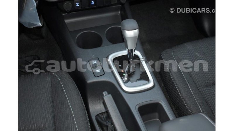 Big with watermark toyota hilux ahal import dubai 1729