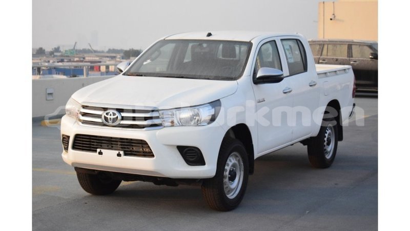 Big with watermark toyota hilux ahal import dubai 1731