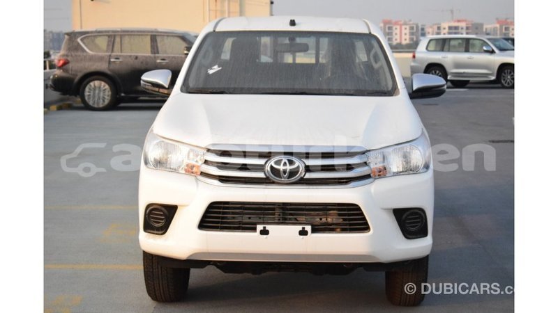 Big with watermark toyota hilux ahal import dubai 1731