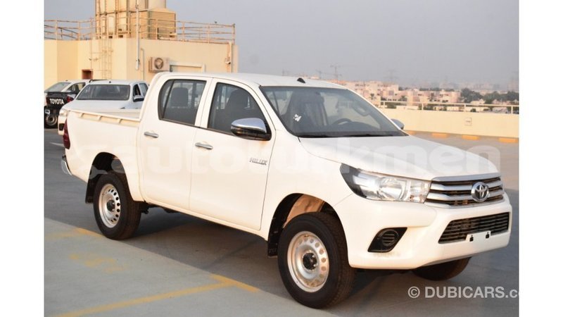 Big with watermark toyota hilux ahal import dubai 1731
