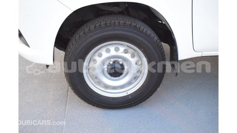 Big with watermark toyota hilux ahal import dubai 1731