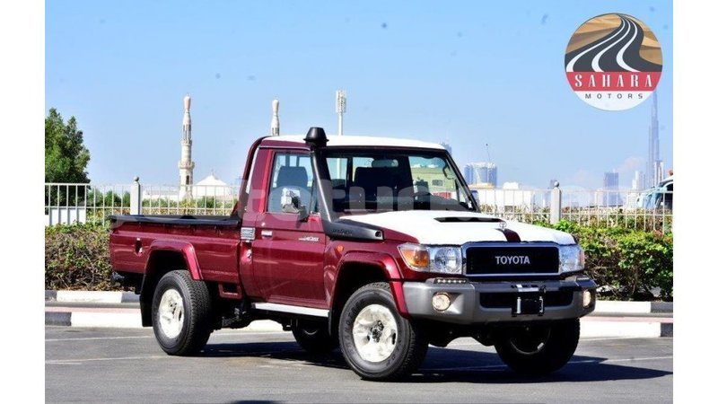 Big with watermark toyota land cruiser ahal import dubai 1733