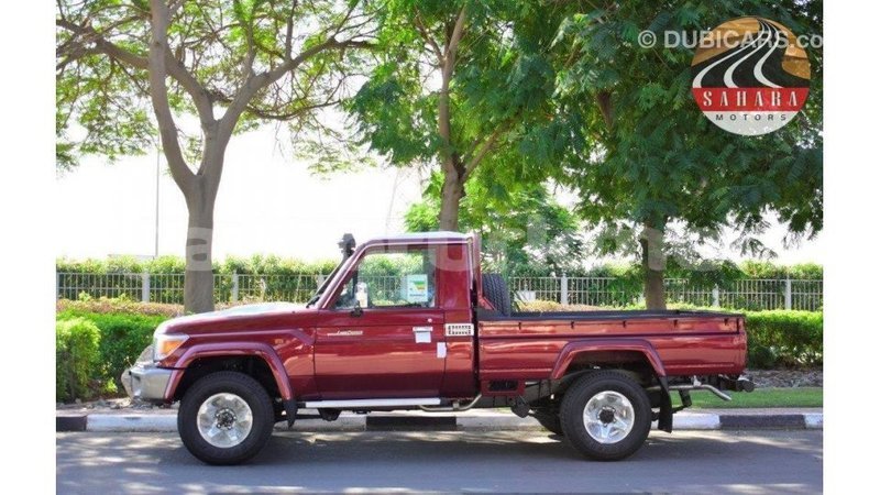 Big with watermark toyota land cruiser ahal import dubai 1733