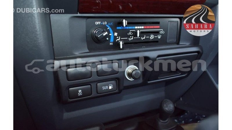 Big with watermark toyota land cruiser ahal import dubai 1733