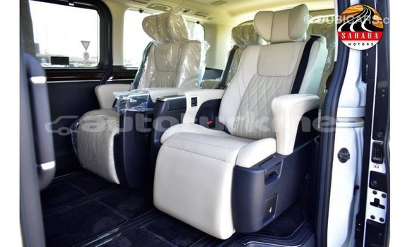 Buy Import Toyota Granvia White Car in Import - Dubai in Ahal Buy Import Toyota Granvia White Car in Import - Dubai in Ahal