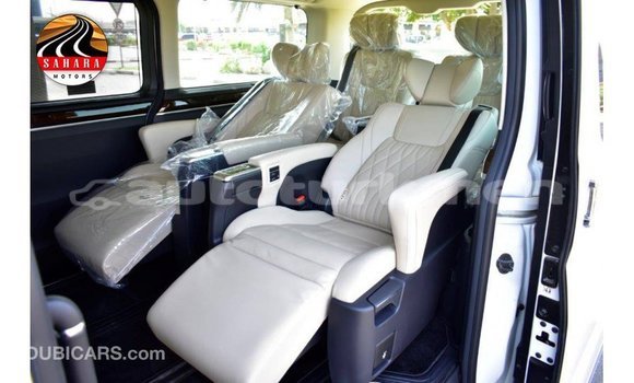 Buy Import Toyota Granvia White Car in Import - Dubai in Ahal Buy Import Toyota Granvia White Car in Import - Dubai in Ahal