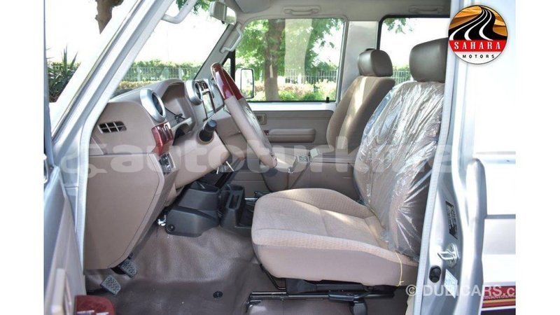 Big with watermark toyota land cruiser ahal import dubai 1738