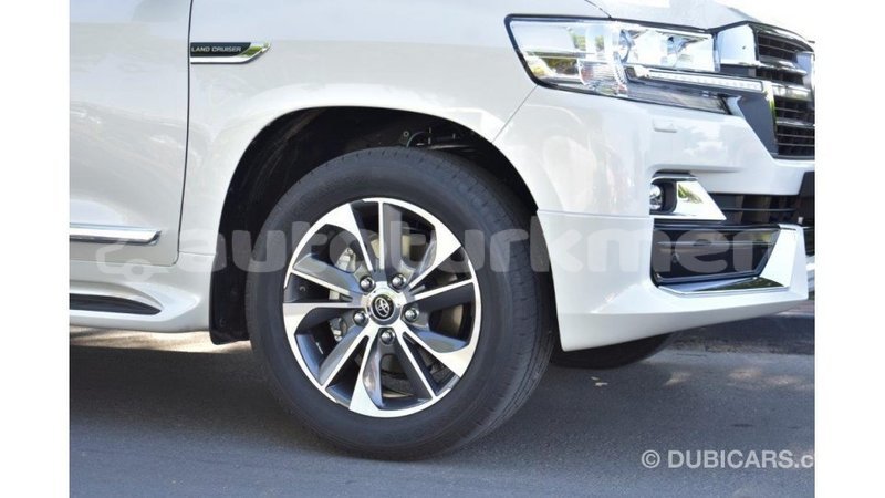 Big with watermark toyota land cruiser ahal import dubai 1739