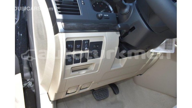 Big with watermark toyota land cruiser ahal import dubai 1740