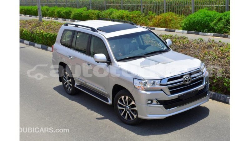 Big with watermark toyota land cruiser ahal import dubai 1742