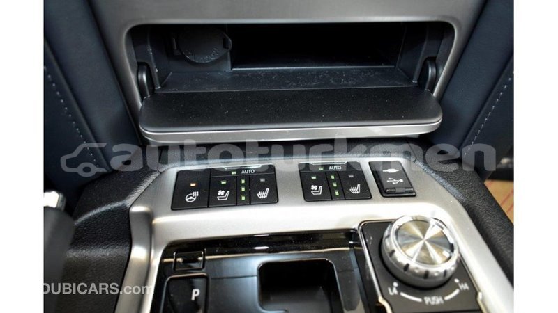 Big with watermark toyota land cruiser ahal import dubai 1742