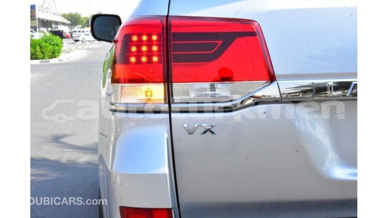 Big with watermark toyota land cruiser ahal import dubai 1742