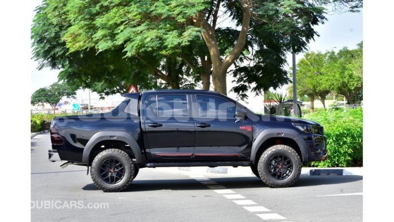 Big with watermark toyota hilux ahal import dubai 1745