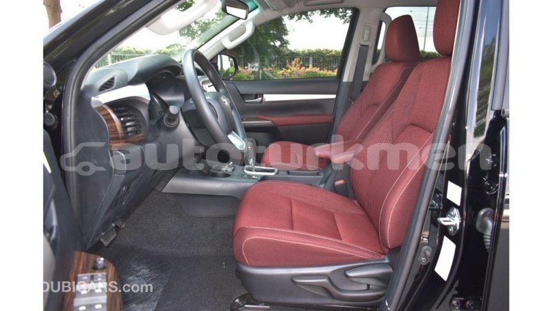 Big with watermark toyota hilux ahal import dubai 1745