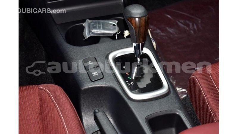 Big with watermark toyota hilux ahal import dubai 1745