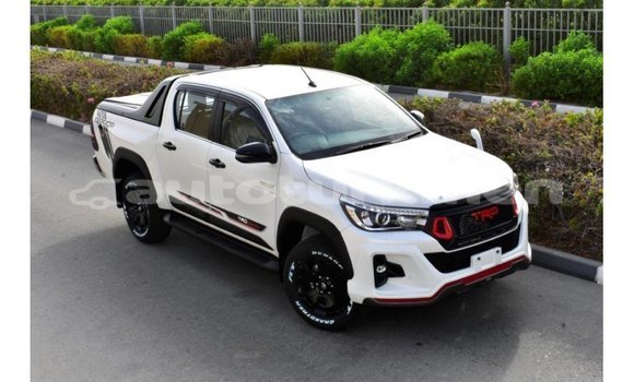 Buy Import Toyota Hilux White Car in Import - Dubai in Ahal Buy Import Toyota Hilux White Car in Import - Dubai in Ahal