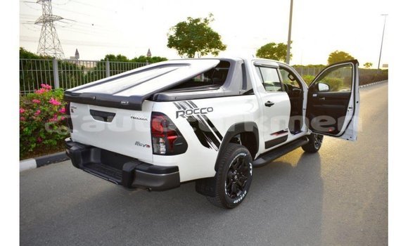 Buy Import Toyota Hilux White Car in Import - Dubai in Ahal Buy Import Toyota Hilux White Car in Import - Dubai in Ahal