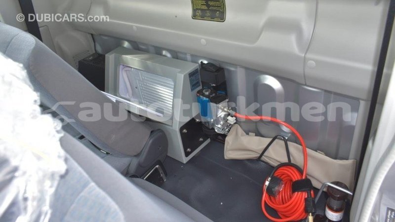 Big with watermark toyota land cruiser ahal import dubai 1760