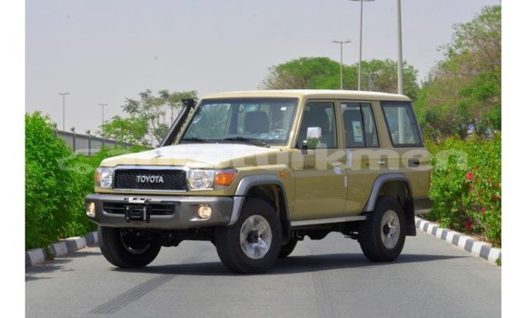 Buy Import Toyota Land Cruiser Beige Car in Import - Dubai in Ahal Buy Import Toyota Land Cruiser Beige Car in Import - Dubai in Ahal