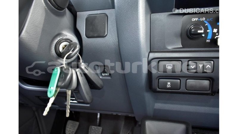 Big with watermark toyota land cruiser ahal import dubai 1761