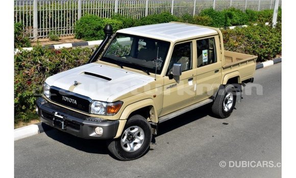 Buy Import Toyota Land Cruiser Beige Car in Import - Dubai in Ahal Buy Import Toyota Land Cruiser Beige Car in Import - Dubai in Ahal