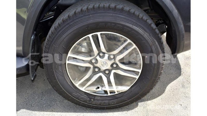 Big with watermark toyota fortuner ahal import dubai 1775
