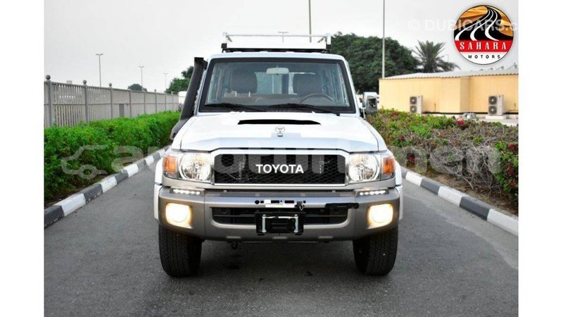 Big with watermark toyota land cruiser ahal import dubai 1776
