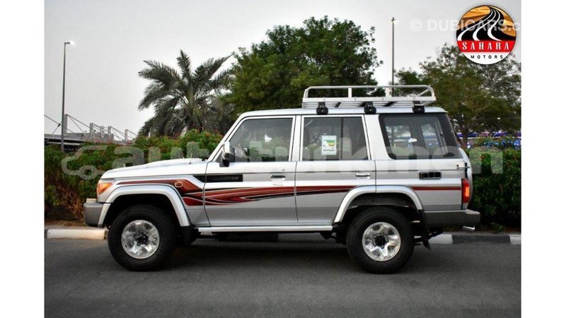 Big with watermark toyota land cruiser ahal import dubai 1776