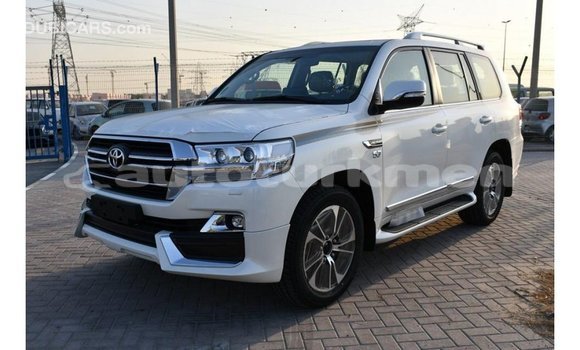 Buy Import Toyota Land Cruiser White Car in Import - Dubai in Ahal Buy Import Toyota Land Cruiser White Car in Import - Dubai in Ahal